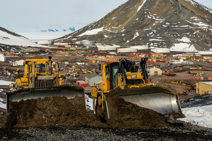 AIMS Construction Project Resumes at McMurdo Station